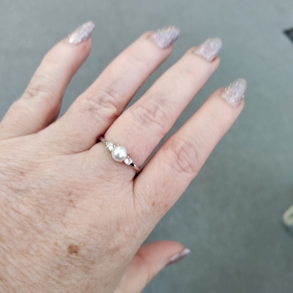 Genuine Pearl ring, Sterling Silver - Picture 2 of 4